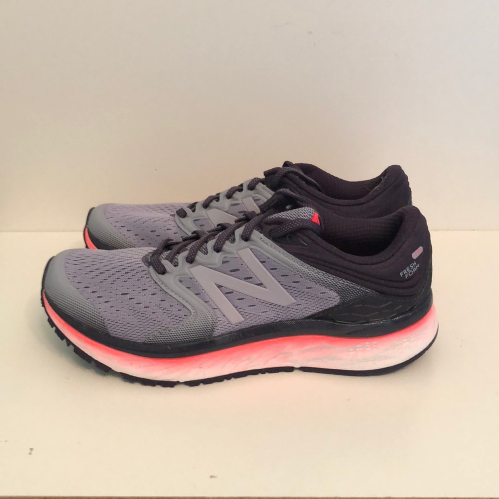 Women’s New Balance 1080v8